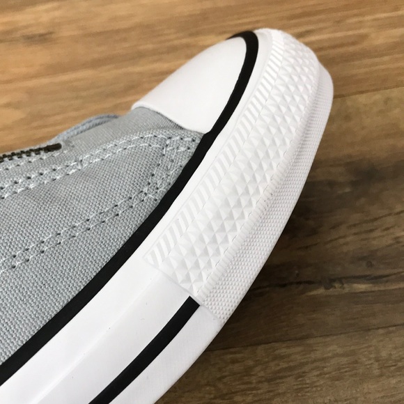 CONVERSE CTAS MADISON ZIPPER OX BRAND NEW - Picture 15 of 16